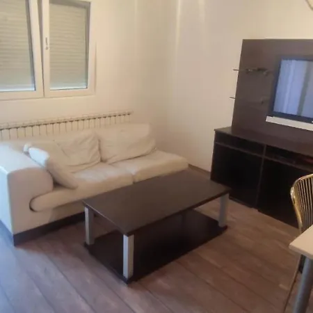 Luxury Accomodation *